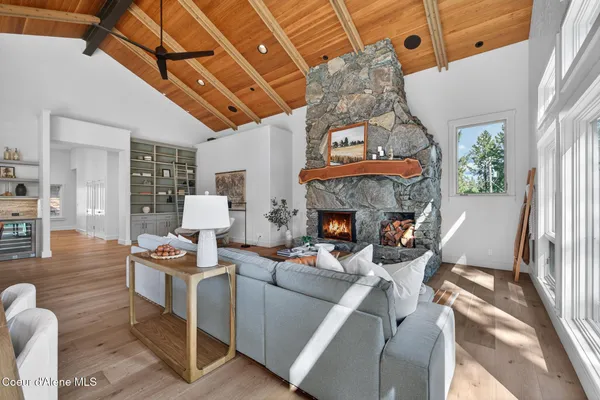 $3,850,000 | 10812 North Lakeview Drive, Hayden Lake, ID 83835