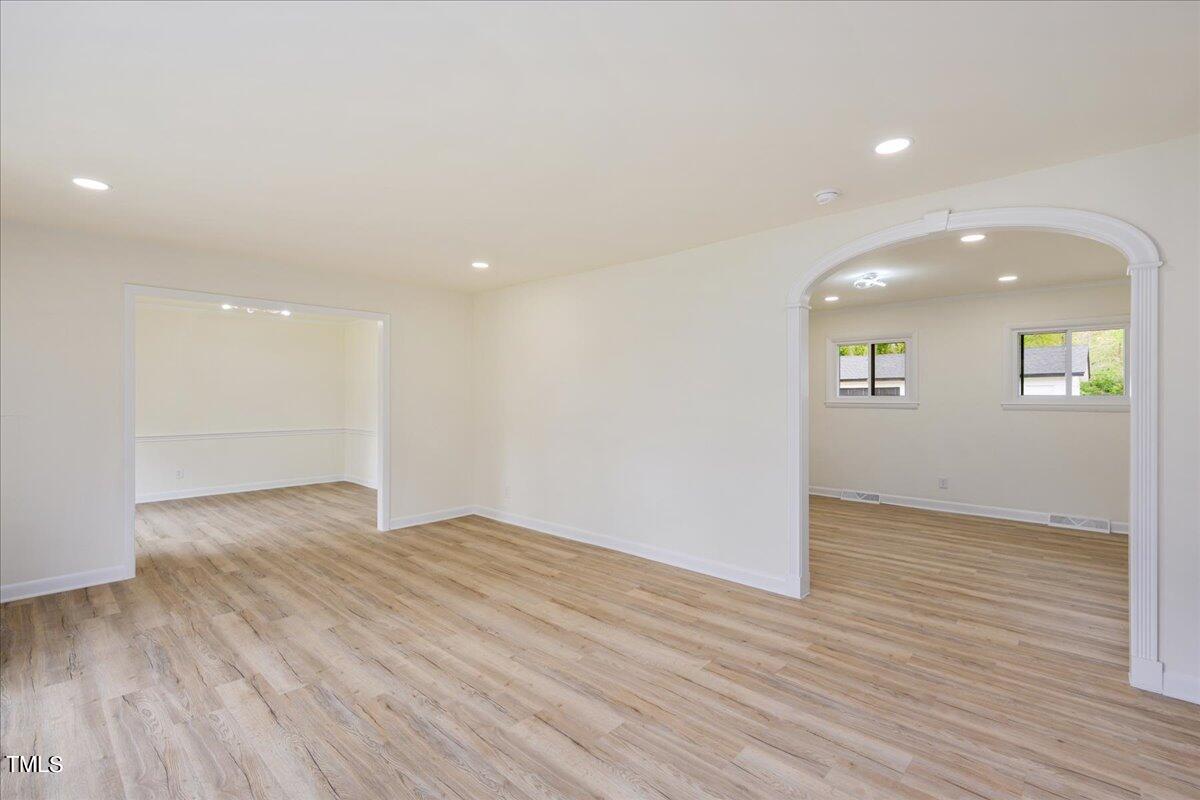 3709 Bond Street Raleigh, NC 27604 - Photo 4 of 32 11-43