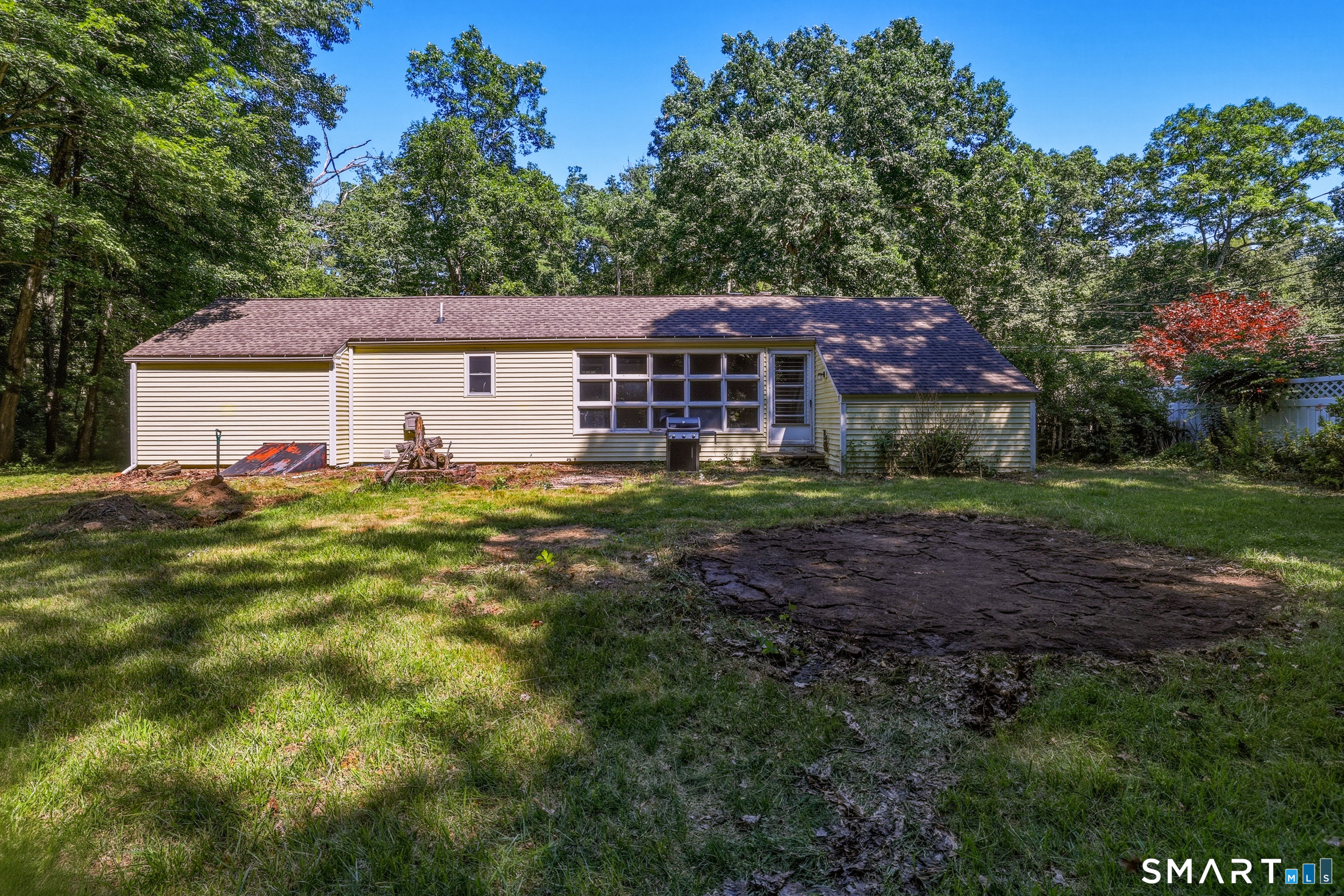 631 Warrenville Road Mansfield, CT 06250 - Photo 5 of 28