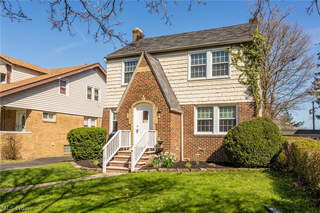 3815 Tremont Road Cleveland Heights, OH 44121 - Photo 2 of 31