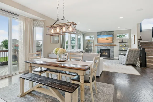 $639,000 | 1437 Copper Hills Drive, Carver, MN 55315