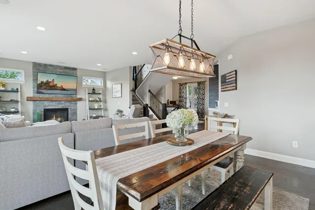 $639,000 | 1437 Copper Hills Drive, Carver, MN 55315