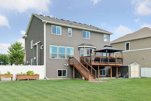 $639,000 | 1437 Copper Hills Drive, Carver, MN 55315