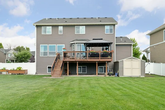 $639,000 | 1437 Copper Hills Drive, Carver, MN 55315