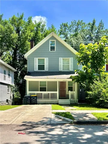 $264,900 | 3221 East 11th Street, Kansas City, MO 64127