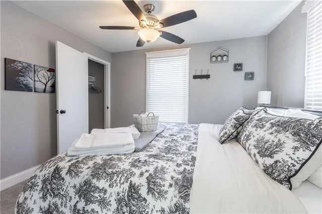 $264,900 | 3221 East 11th Street, Kansas City, MO 64127