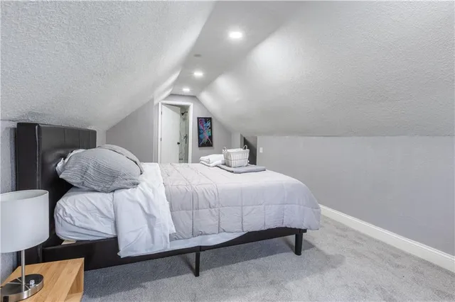 $264,900 | 3221 East 11th Street, Kansas City, MO 64127