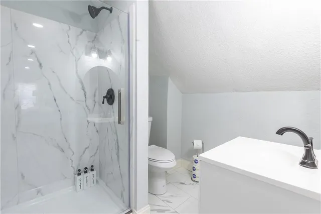 $264,900 | 3221 East 11th Street, Kansas City, MO 64127