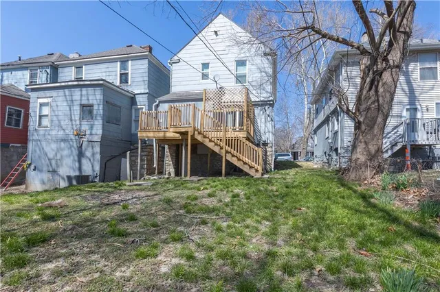 $264,900 | 3221 East 11th Street, Kansas City, MO 64127