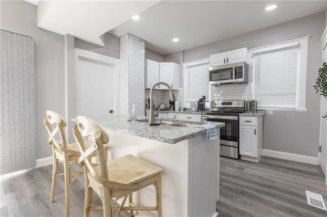 $264,900 | 3221 East 11th Street, Kansas City, MO 64127