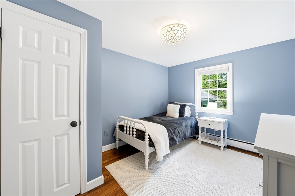 22 Hollywood Road Winchester, MA 01890 - Photo 24 of 39