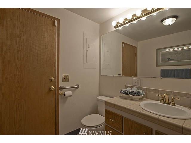 4601 224th Street Southeast Bothell, WA 98021 - Photo 13 of 24