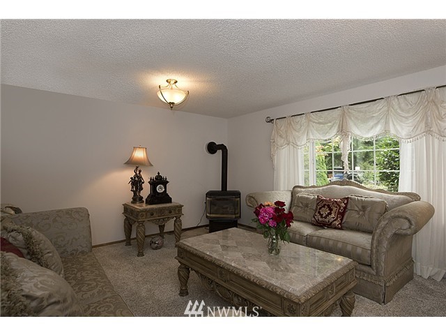 4601 224th Street Southeast Bothell, WA 98021 - Photo 10 of 24
