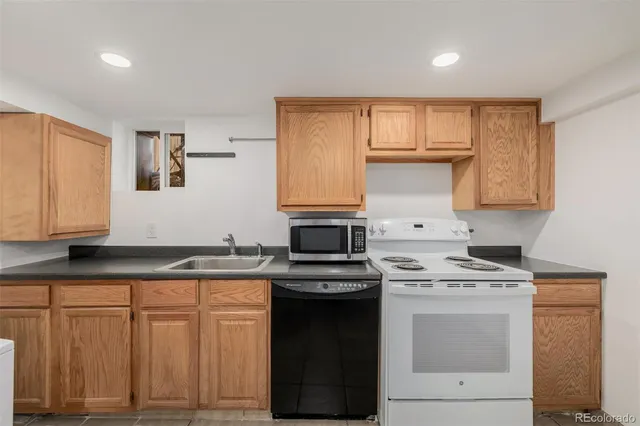 $4,500 | 3534 Clay Street, Denver, CO 80211