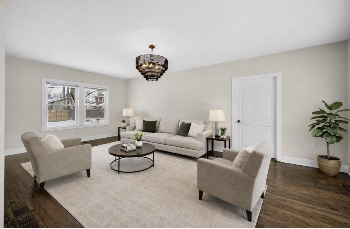 755 Johnson Street Gary, IN 46402 - Photo 4 of 29 1206x790