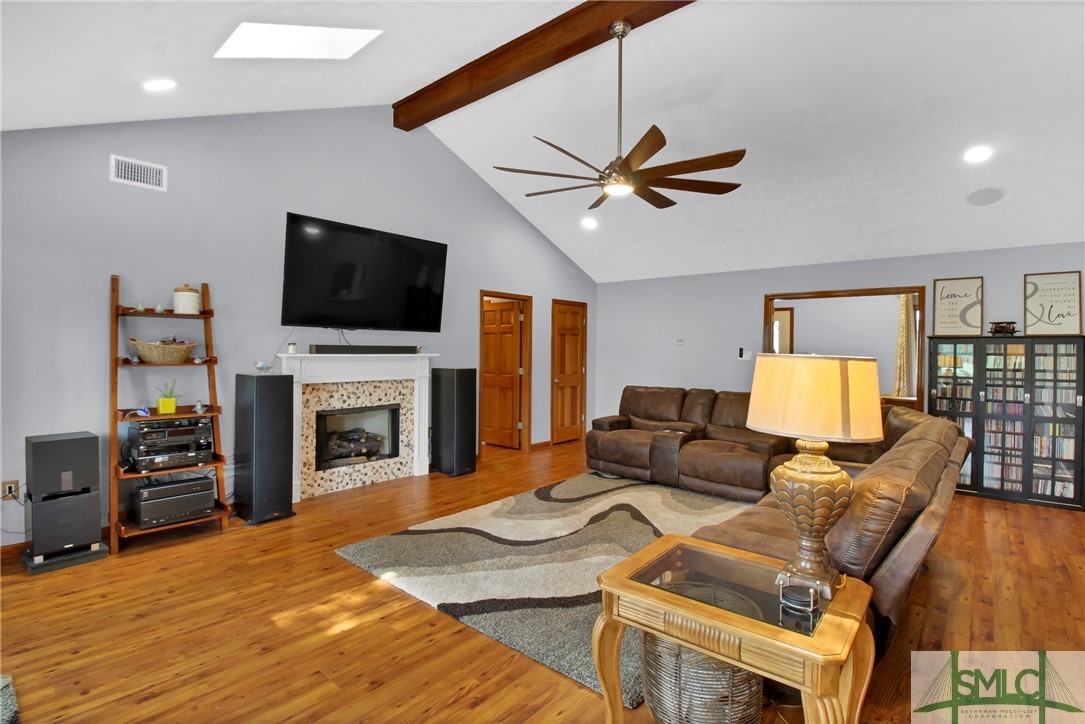 311 Merion Road Rincon, GA 31326 - Photo 17 of 45 Living Room