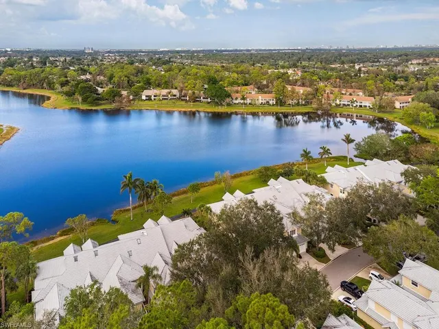 an aerial view of ocean residential house with outdoor space