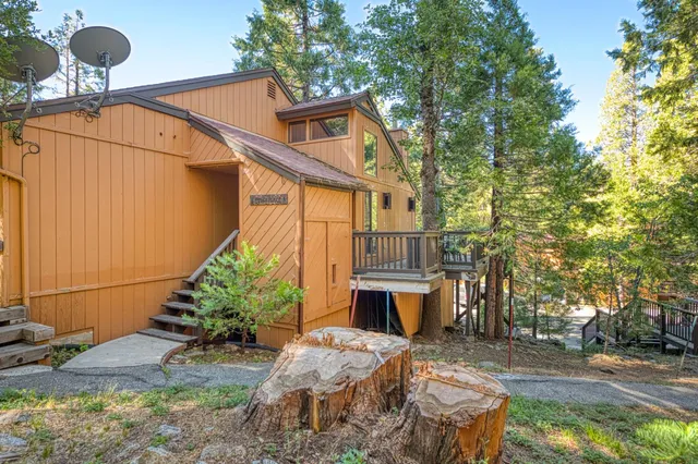 $259,000 | 40904 Mill Run Lane, Unit 60, Shaver Lake, CA 93664