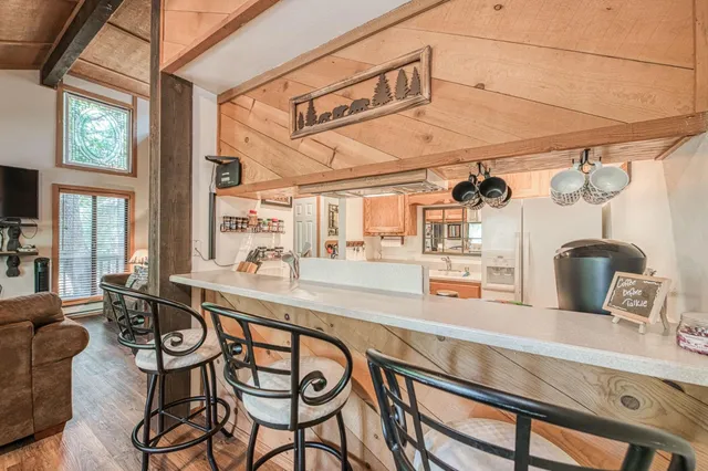 $259,000 | 40904 Mill Run Lane, Unit 60, Shaver Lake, CA 93664