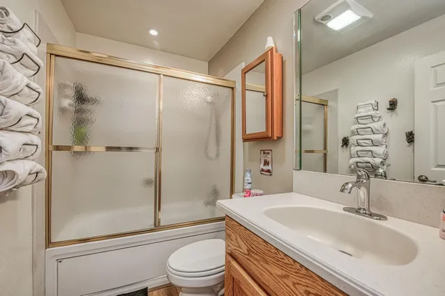 $259,000 | 40904 Mill Run Lane, Unit 60, Shaver Lake, CA 93664