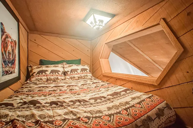 $259,000 | 40904 Mill Run Lane, Unit 60, Shaver Lake, CA 93664