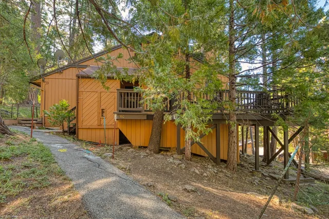 $259,000 | 40904 Mill Run Lane, Unit 60, Shaver Lake, CA 93664