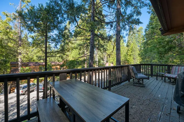 $259,000 | 40904 Mill Run Lane, Unit 60, Shaver Lake, CA 93664