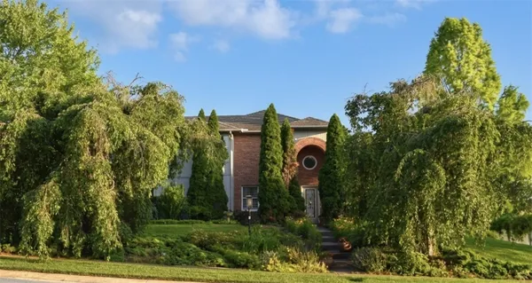 $440,000 | 5 Brookfield Court, Springboro, OH 45066