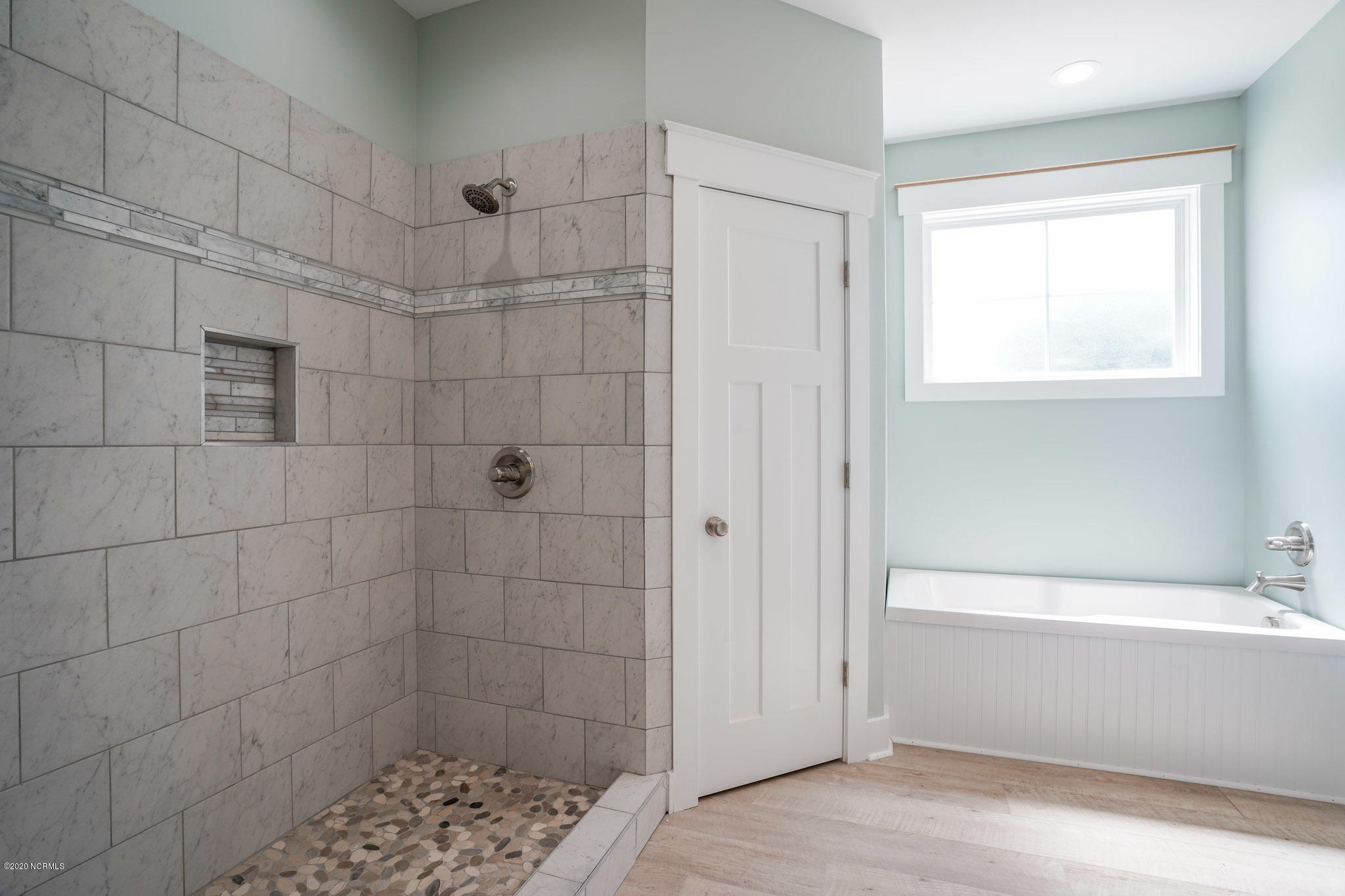 117 Holland Farm Road Cedar Point, NC 28584 - Photo 13 of 30 117 Holland Farm Masterbath2