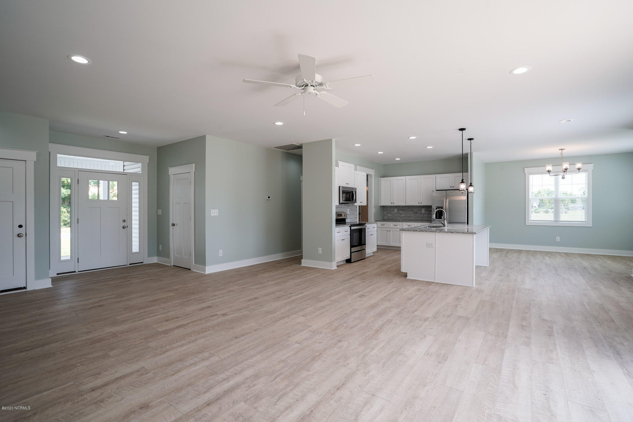 117 Holland Farm Road Cedar Point, NC 28584 - Photo 10 of 30 117 Holland Farm Living3