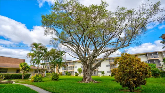 $93,500 | 16790 Northeast 14th Avenue, Unit 206, Miami, FL 33162