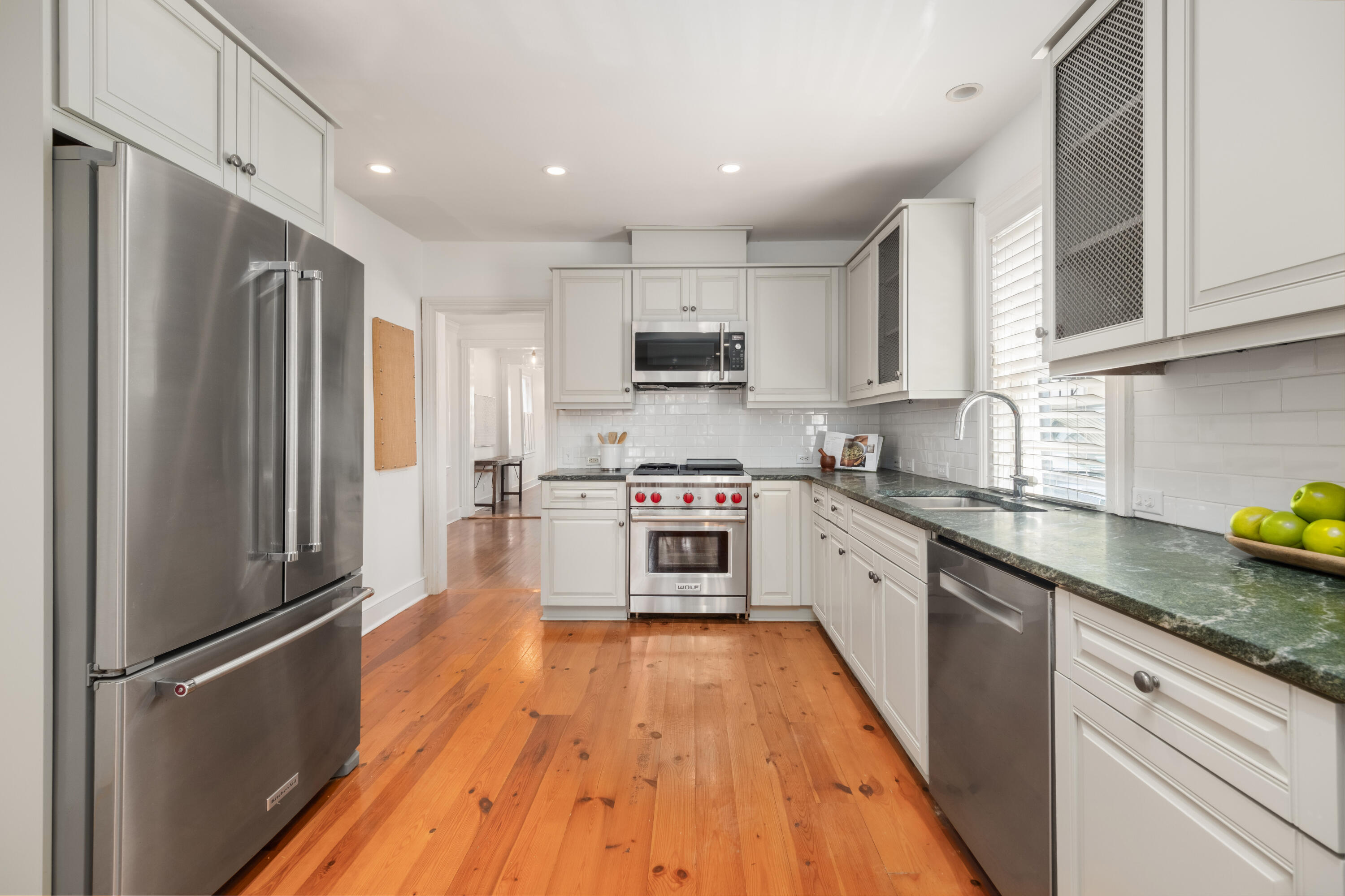87 Tradd Street Charleston, SC 29401 - Photo 16 of 50 87 Tradd St_Eterna_Media-19