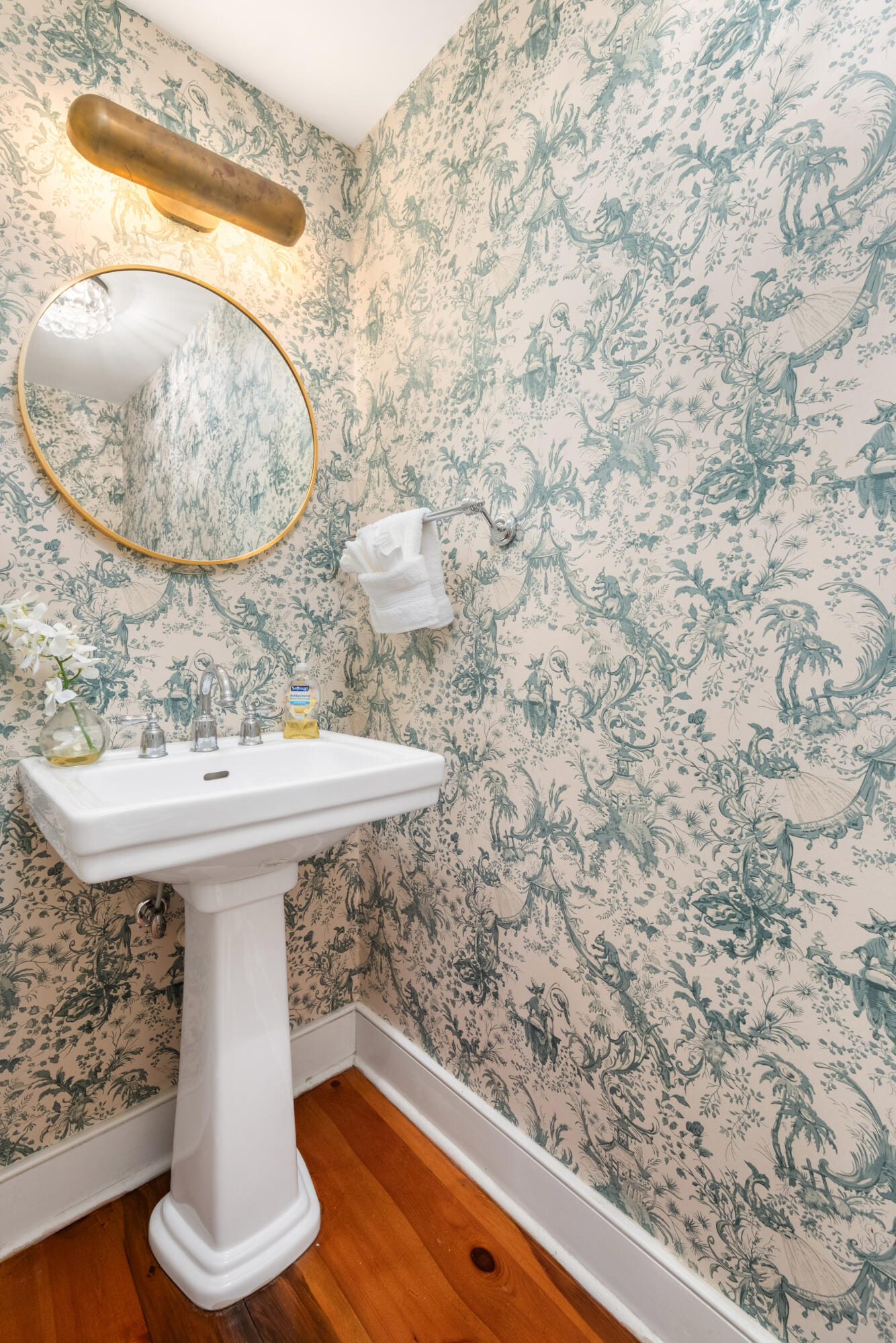 87 Tradd Street Charleston, SC 29401 - Photo 24 of 50 87 Tradd St_Eterna_Media-27