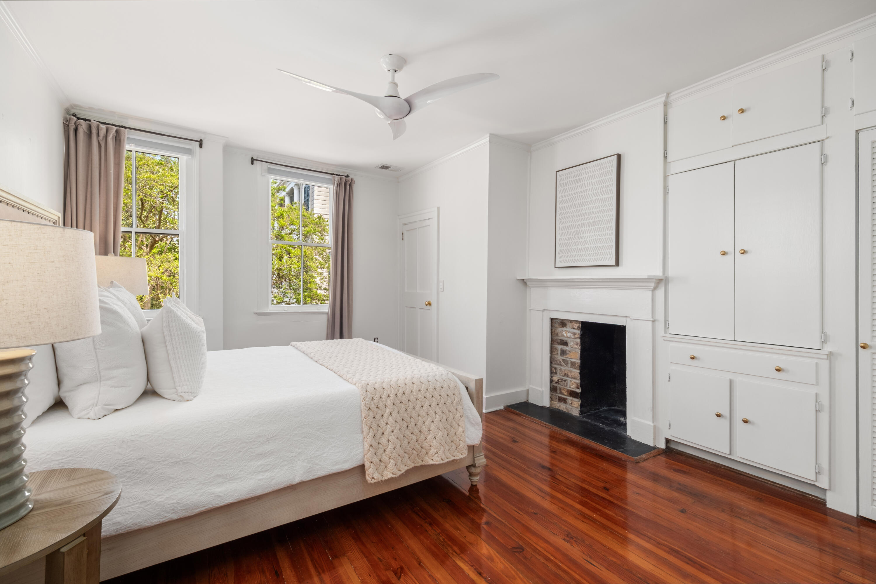 87 Tradd Street Charleston, SC 29401 - Photo 37 of 50 87 Tradd St_Eterna_Media-40