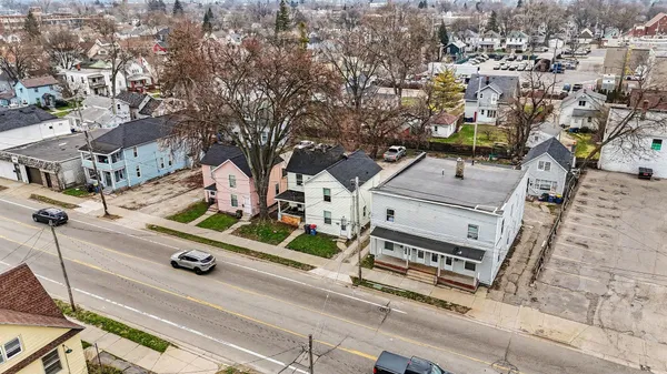 $995,000 | 1230-1246 Alpine Avenue Northwest, Grand Rapids, MI 49504