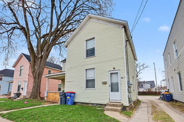 $995,000 | 1230-1246 Alpine Avenue Northwest, Grand Rapids, MI 49504