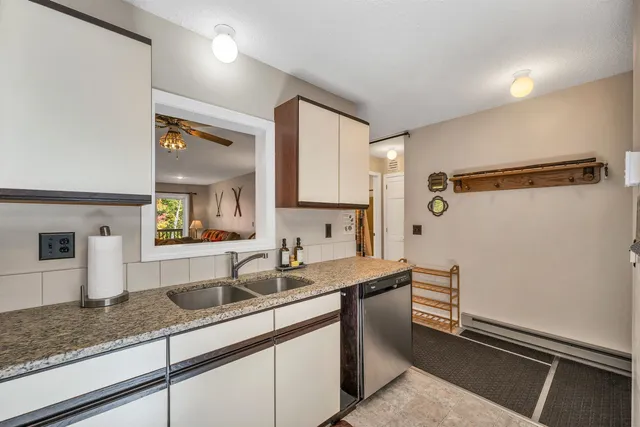 $315,000 | 42 Harmony Lane, Unit 5, Conway, NH 03813