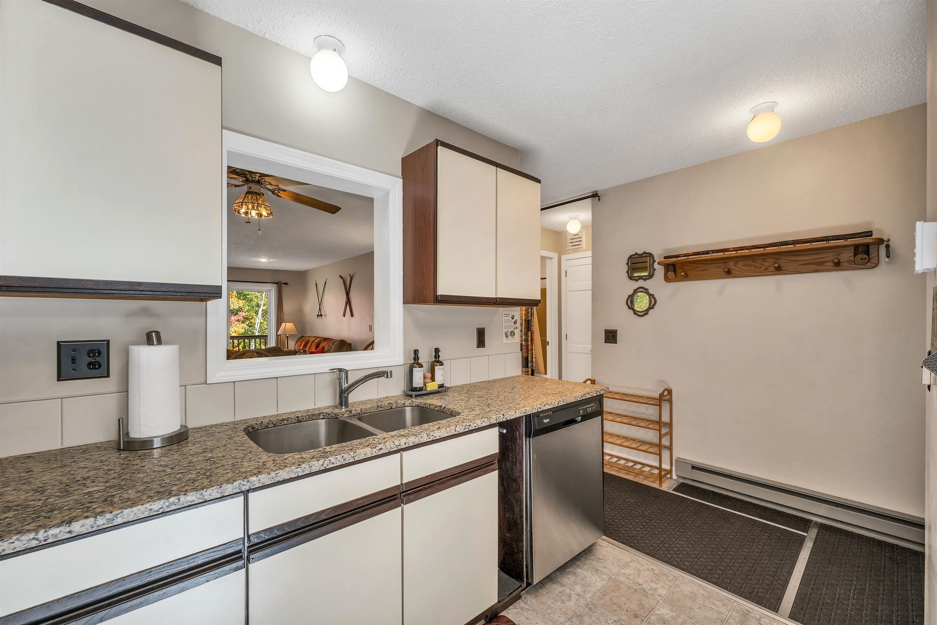 42 Harmony Lane, Unit 5 Conway, NH 03813 - Photo 16 of 46