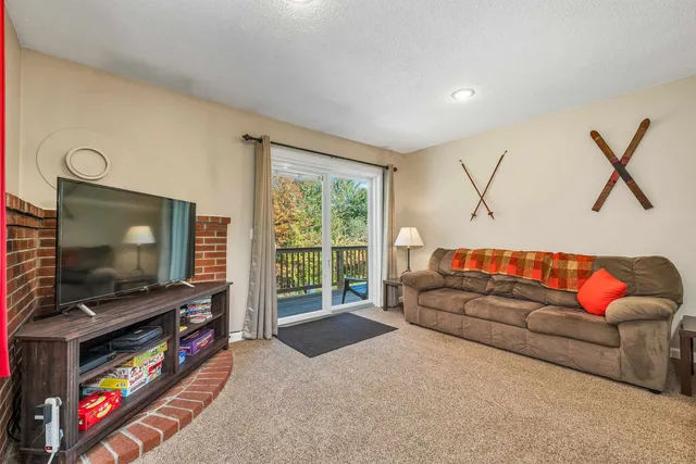 $315,000 | 42 Harmony Lane, Unit 5, Conway, NH 03813