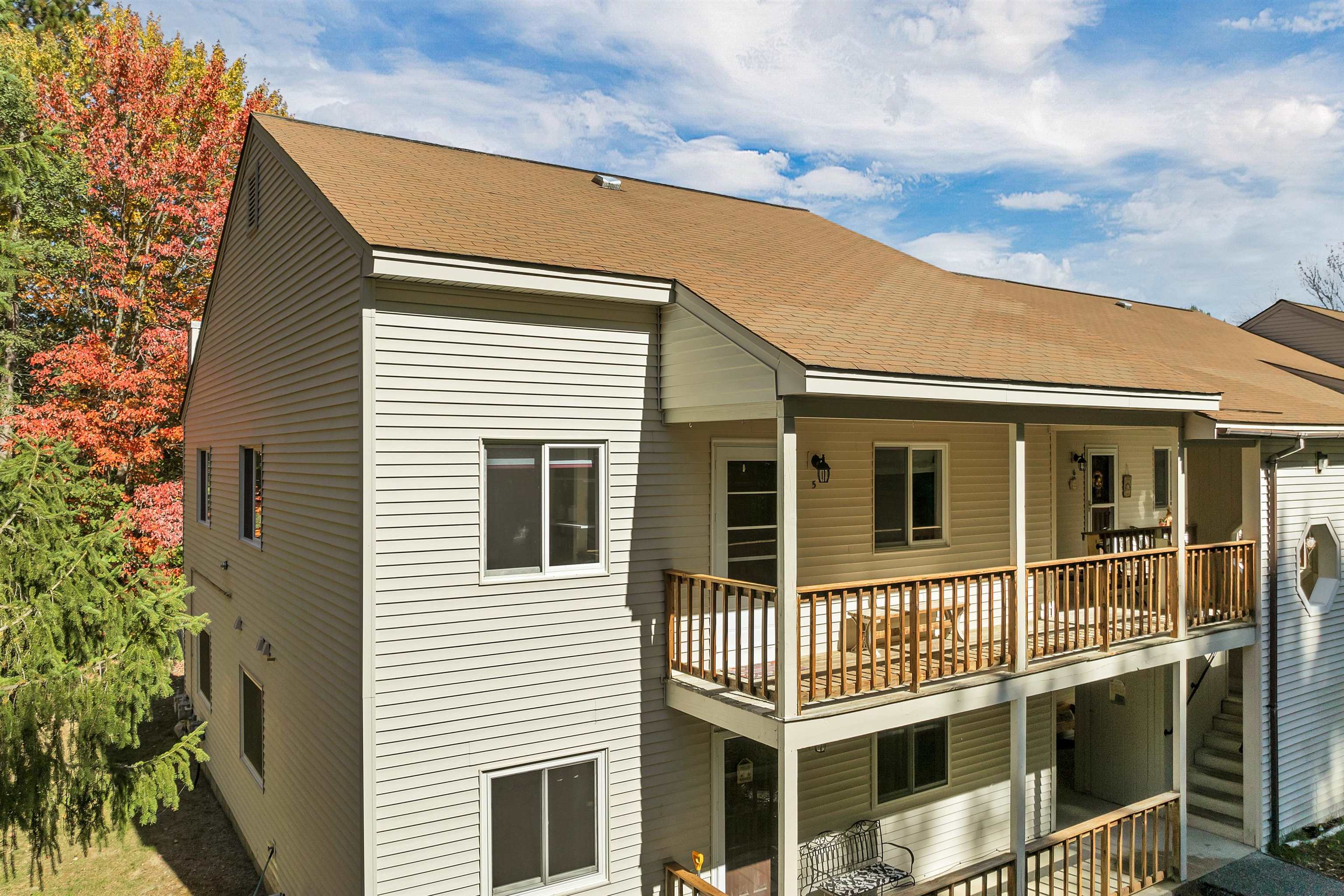 42 Harmony Lane, Unit 5 Conway, NH 03813 - Photo 5 of 46