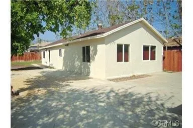$2,400 | 174 Magnolia Avenue, San Bernardino, CA 92405