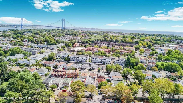 $789,900 | 330 Virginia Avenue | Rosebank