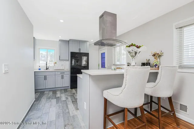 $789,900 | 330 Virginia Avenue | Rosebank