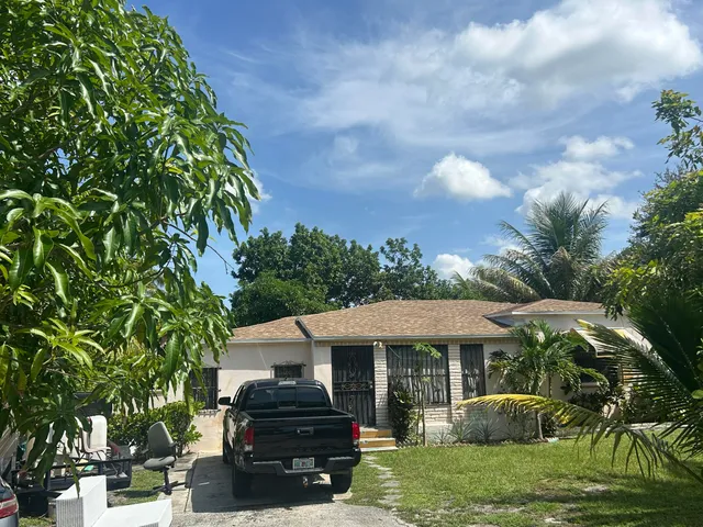 $455,000 | 565 Northwest 143rd Street, Miami, FL 33168