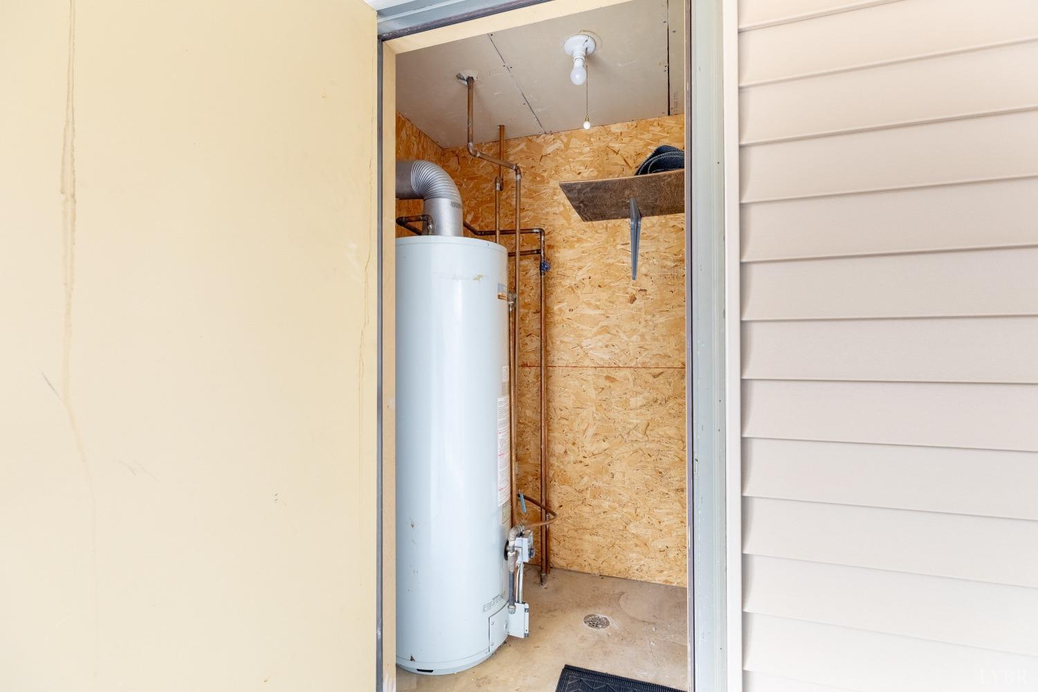 3122 Spinnaker Point Forest, VA 24551 - Photo 35 of 46