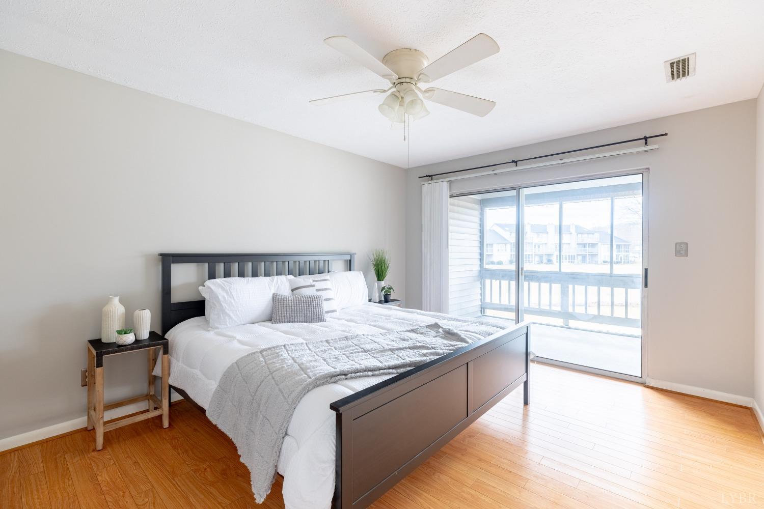 3122 Spinnaker Point Forest, VA 24551 - Photo 4 of 46