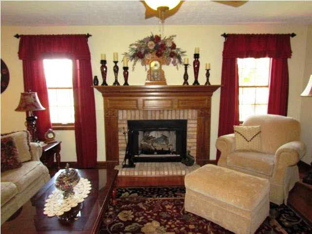 8348 Corydon Geneva Road Corydon, KY 42406 - Photo 9 of 25 Gallery Image 9