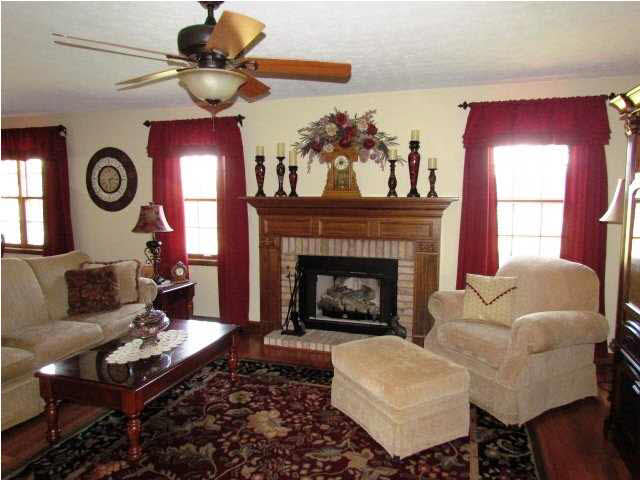 8348 Corydon Geneva Road Corydon, KY 42406 - Photo 10 of 25 Gallery Image 10
