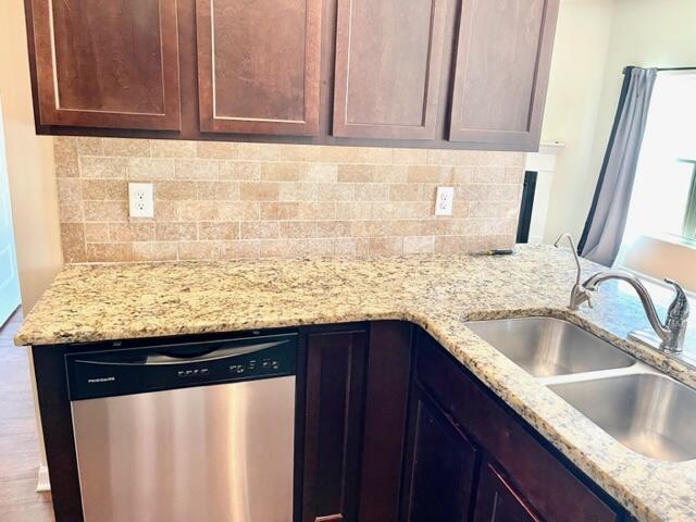 227 Sims Court Augusta, GA 30909 - Photo 12 of 46 Granite countertops