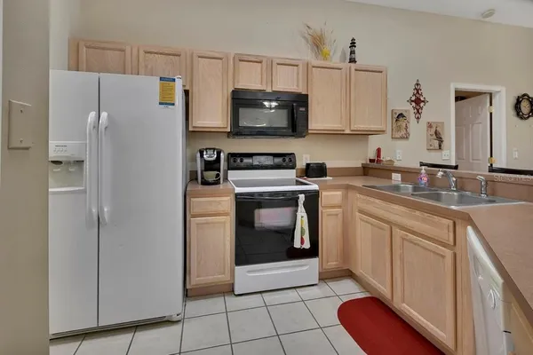 $190,000 | 226 Pine Bluff Avenue, Unit 69, DeLand, FL 32724